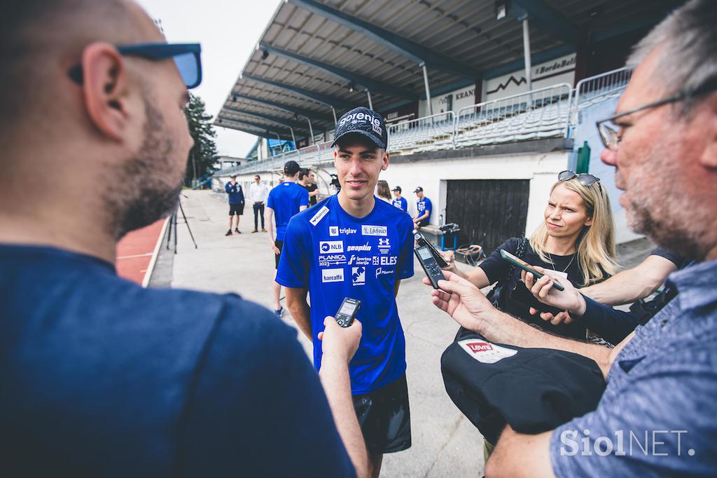 Skakalci skakalke trening Kranj