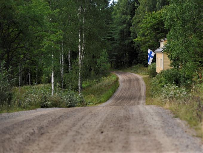 Na tem prevoju so avtomobili leteli tudi več kot 50 metrov daleč. | Foto: Gregor Pavšič