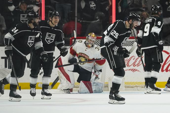 Los Angeles Kings Florida Panthers | Kralji so vknjižili pomembno zmago. Po kazenskih strelih so na kolena spravili dolgo časa vodilno moštvo lige Flordia Panthers. | Foto Guliverimage