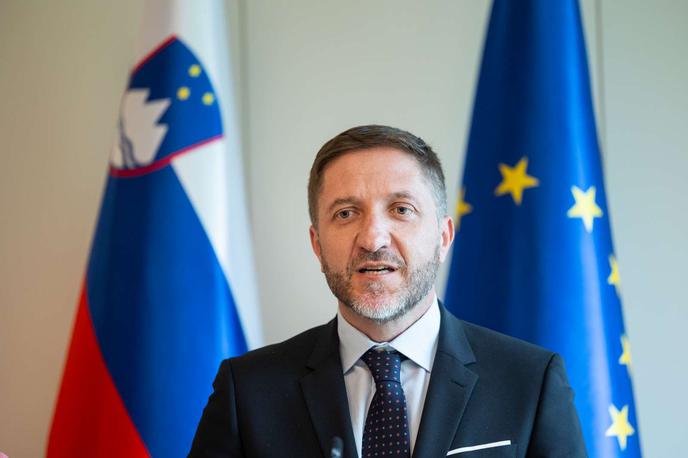 Klemen Boštjančič | Pred zasedanjem so finančni ministri 11 članic, tudi minister Klemen Boštjančič, na pobudo nemškega ministra Christiana Lindnerja izrekli podporo reformi fiskalnih pravil. | Foto STA