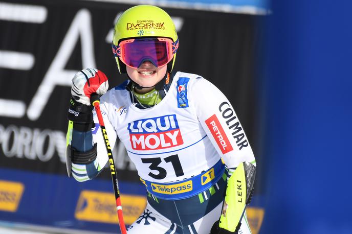 Neja Dvornik | Neja Dvornik je po sedmem mestu v ponedeljkovem superveleslalomu prišla do veleslalomskega brona. Čaka jo še slalom. | Foto Sportida