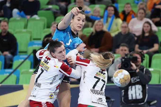 EHF liga prvakinj: Krim Mercator - Ikast | Foto: www.alesfevzer.com