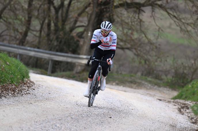 Tadej Pogačar | Tadej Pogačar bo iskal način, kako premagati tekmece na klasiki Milano–Sanremo, ki bi jo rad osvojil. | Foto Guliverimage