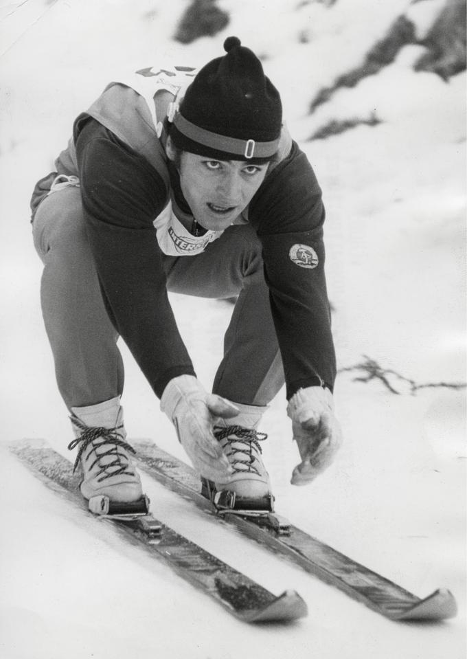 Manfred Wolf je ob krstnem tekmovanju na Letalnici bratov Gorišek postavil svetovni rekord. Poletel je 165 metrov. | Foto: Getty Images