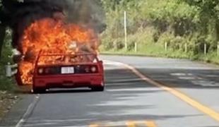 Slavna cesta in požar legendarnega ferrarija #foto