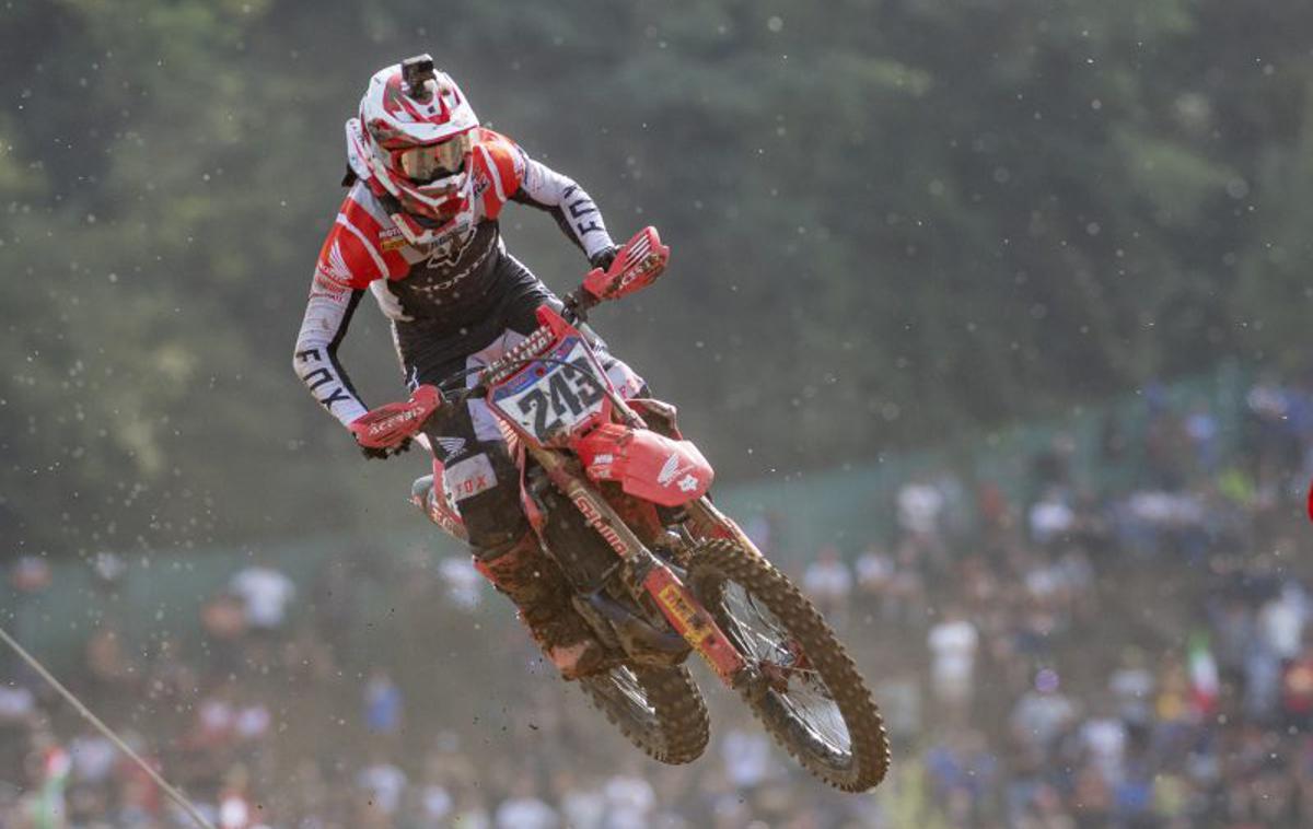 Maggiora Tim Gajser Honda | Tim Gajser je prvo vožnjo po napaki v prvem krogu končal na devetem mestu. | Foto Honda Racing/ShotbyBavo