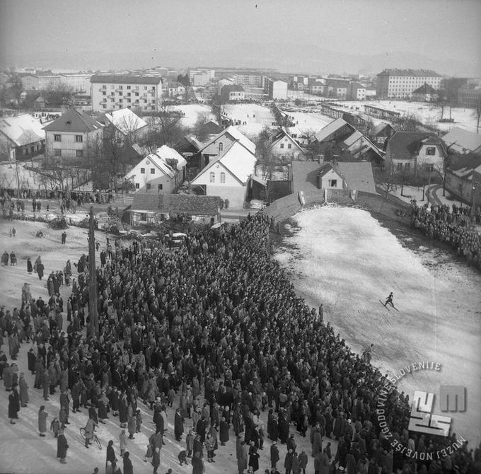 skakalnica | Foto: Edi Šelhaus, hrani MNZS