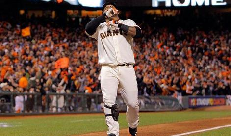 MLB: Giants povedli, trije ''home runi'' Sandovala