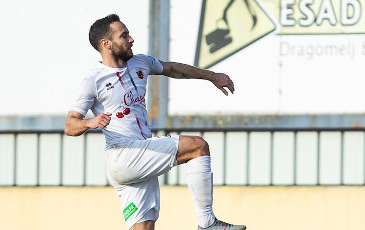 Dino Stančić | Prvi strelec Tabora Dino Stančić ne bo več igral za Sežance. | Foto Vid Ponikvar