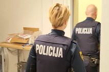 Policija