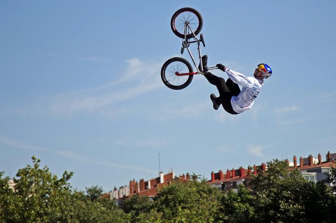 Jaka Remec Madrid | Slovenski BMX-kolesar Jaka Remec je v Madridu osvojil deseto mesto in s tem točke Mednarodne kolesarske zveze, ki so pomembne za uvrstitev na olimpijske igre v Parizu leta 2024. | Foto Jan Porič / Porson Media