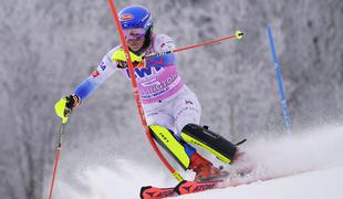 Shiffrinova izenačila rekord Stenmarka, do točk tri Slovenke