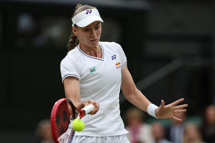 Wimbledon Jelena Ribakina | Jelena Ribakina bo zaradi težav s hrbtom izpustila teniška turnirja WTA v Pekingu in Vuhanu. | Foto Reuters