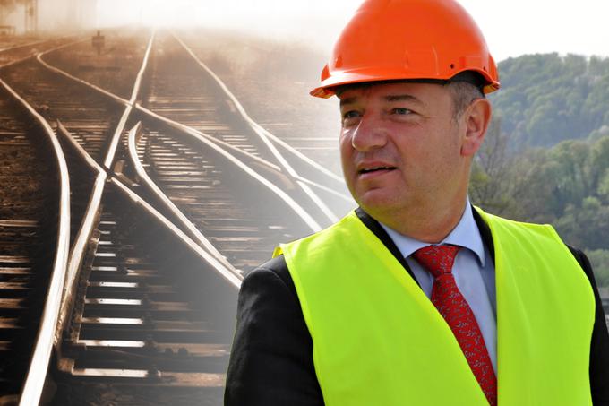 V zadnjih tednih se je premaknil naprej tudi zakon o drugem tiru Divača–Koper. Na fotografiji minister za infrastrukturo Peter Gašperšič. | Foto: Gregor Jamnik