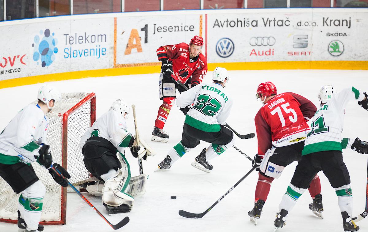 HDD Jesenice HK Olimpija | Hokejisti Jesenic bodo v četrtek v Tivoliju (ob 20. uri) na odločilni finalni tekmi za slovenskega prvaka branili prednost dveh zadetkov. | Foto Peter Podobnik/Sportida