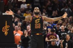 Fantastični LeBron James postavil kar tri nove rekorde lige NBA