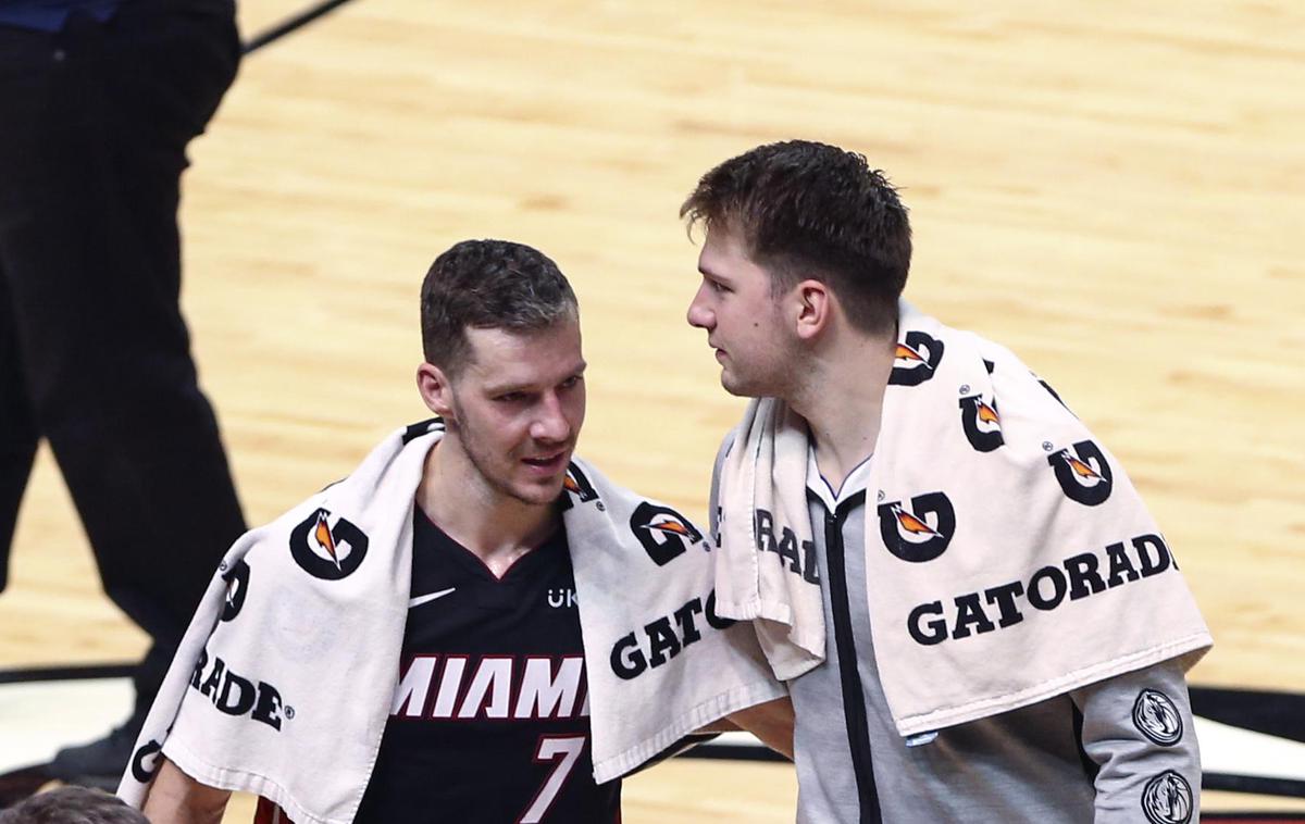 Goran Dragić Luka Dončić | Goran Dragić in Luka Dončić bosta kmalu vstopila v končnico ter poskušala svoji moštvi popeljati čim dlje. Miami se je lani zaustavil v velikem finalu, Dallas v prvem krogu. | Foto Reuters