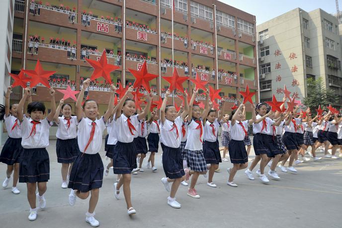 Kitajska, šola, učenci, dijaki | Za kitajske oblasti Tajvan ne obstaja, ravno tako ne za tiste, ki se jim nočejo zameriti. | Foto Reuters