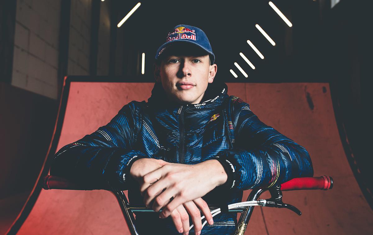 Jaka Remec | 16-letni Jaka Remec iz Ljubljane je eno najbolj obetavnih imen v svetu BMX-a. Remec tekmuje v disciplini park, ki je na letošnjih olimpijskih igrah v Tokiu doživela svoj olimpijski krst.  | Foto Grega Valančič/Sportida