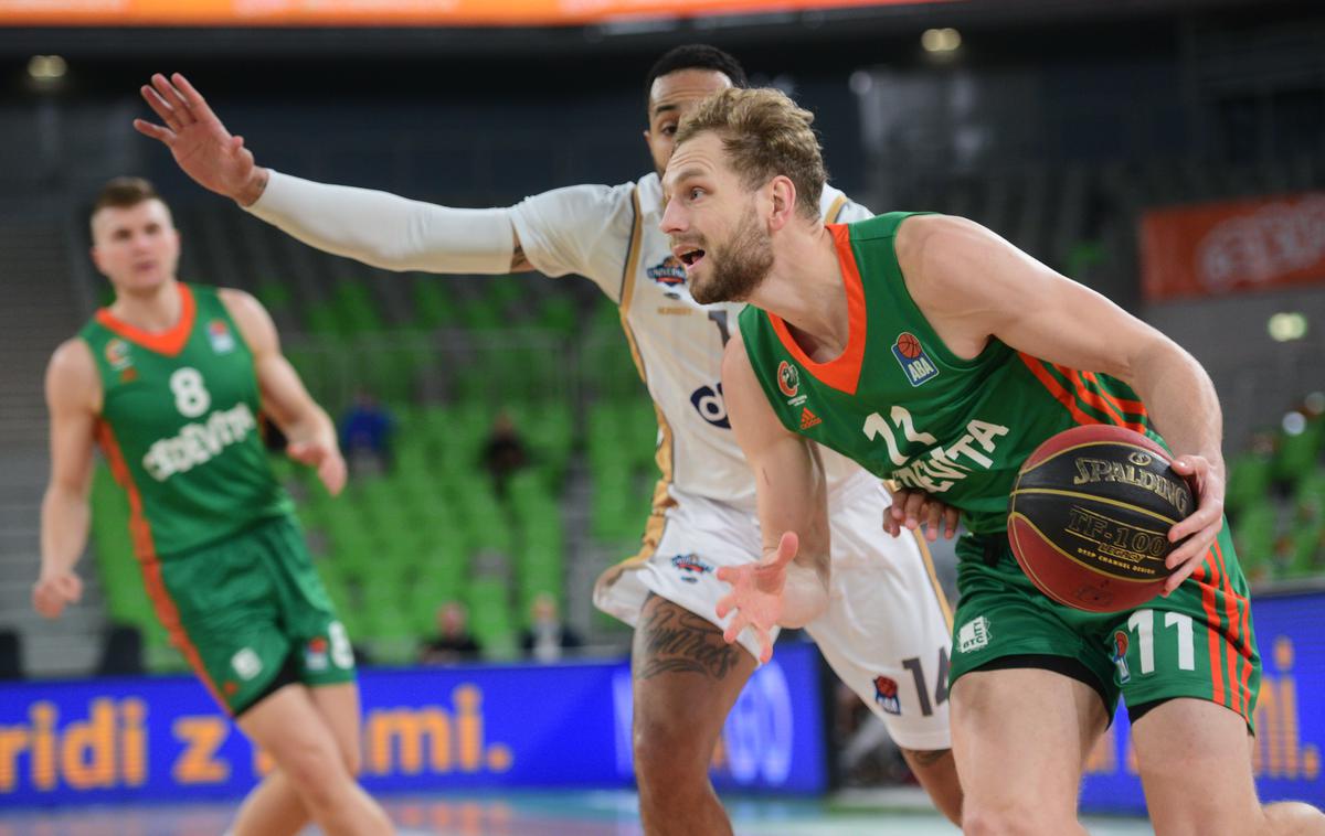 Jaka Blažič | Olimpija je z desetimi točkami razlike premagala SC Derby. | Foto Cedevita Olimpija/Aleš Fevžer