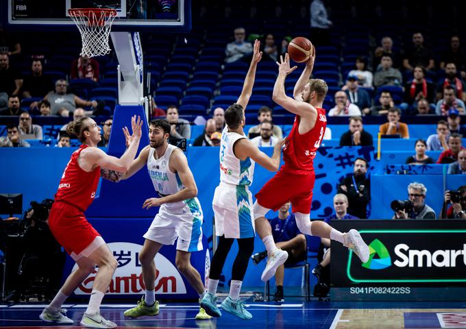 četrtfinale EuroBasket Slovenija Poljska | Foto: Vid Ponikvar/Sportida