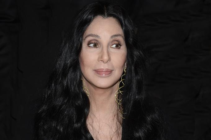 Cher naj ne bi vedela, kaj se dogaja za njenim hrbtom. | Foto: Getty Images