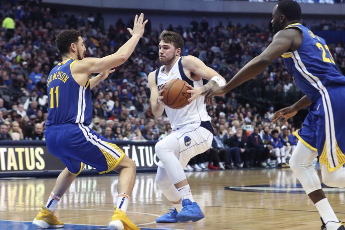 Luka Dončić | Luka Dončić je doživel šele peti domači poraz z Dallasom v tej sezoni. | Foto Reuters