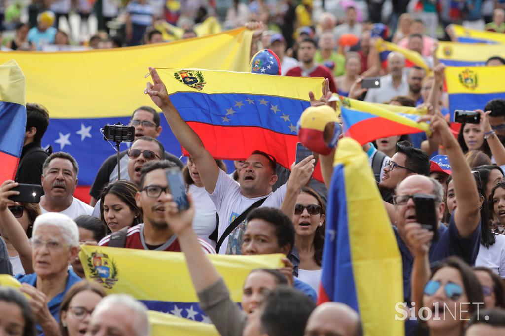 Venezuela Caracas protesti Maduro Guaido