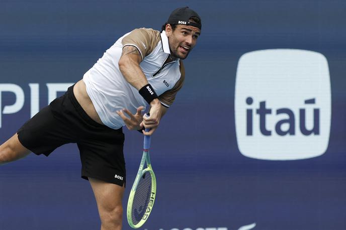 Matteo Berrettini | Matteo Berrettini se je zanesljivo prebil v drugi krog. | Foto Reuters