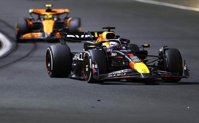 Max Verstappen ostaja nepremagljiv. | Foto: Reuters