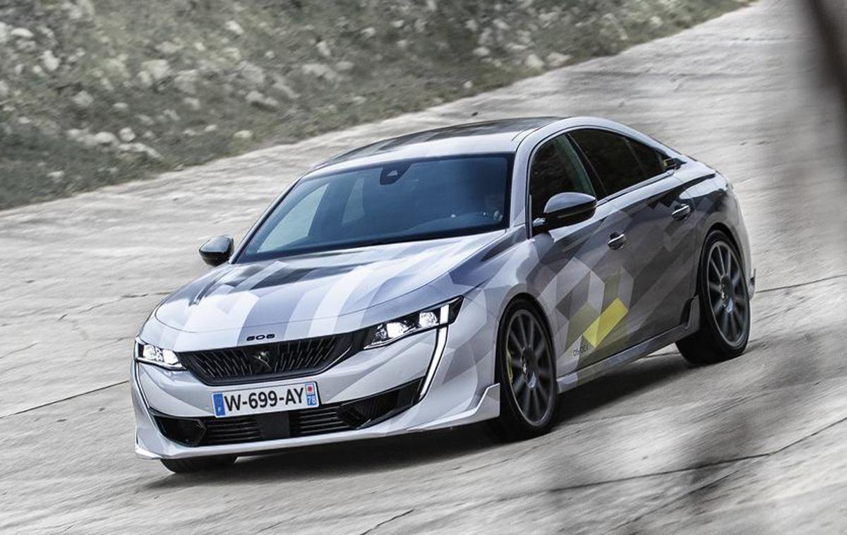 Peugeot 508 PSE | Peugeot je po lanski napovedi le predstavil serijski 508 PSE, ki je postal najmočnejši serijski avtomobil v zgodovini znamke. | Foto Peugeot