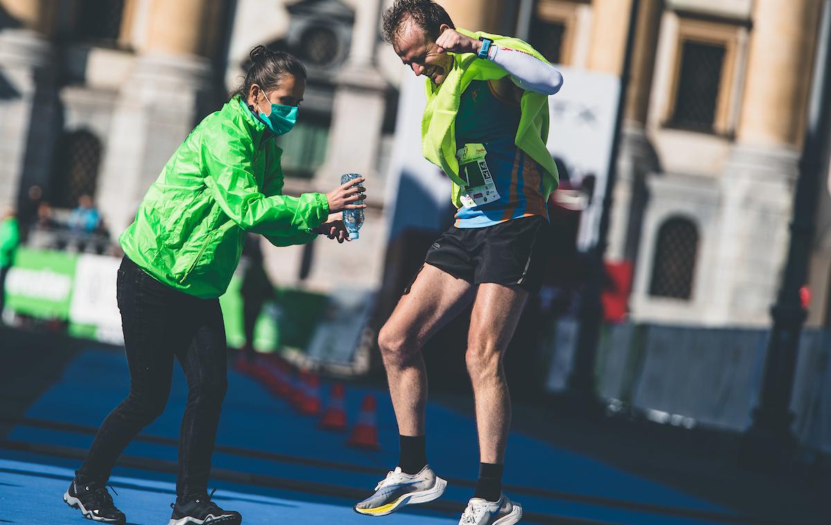 Janez Mulej | Najhitrejši Slovenec na maratonski razdalji 25. Volkswagen Ljubljanskega maratona in s tem novi državni prvak v maratonu je 40-letni Jani Mulej iz Blejske Dobrave, ki se s tekom ukvarja ljubiteljsko in ne profesionalno. | Foto Grega Valančič/Sportida