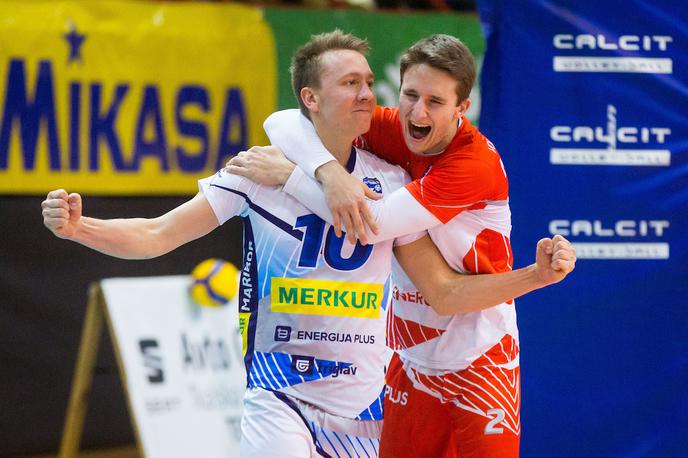 ACH Volley OK Merkur Maribor | Mariborčani so dobili vse tekme modre skupine, a bodo vseeno zasedli tretje mesto, saj ne gre verjeti, da bi lahko Panvita v naslednjem krogu premagala Kamnik. | Foto Žiga Zupan/Sportida