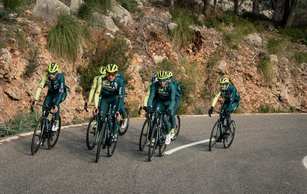 Primož Roglič | Ekipa BORA - hansgrohe bo tudi uradno združila moči z Red Bullom.  | Foto Matthis Waetzel/BORA - hansgrohe