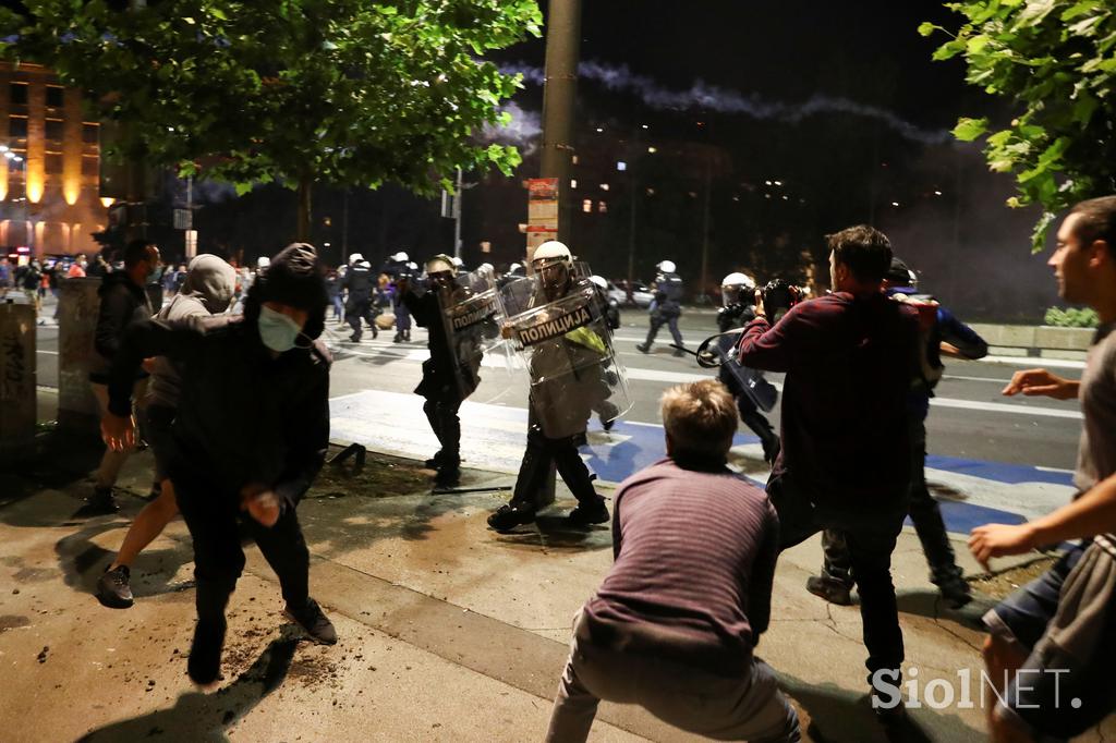 Protesti v Beogradu