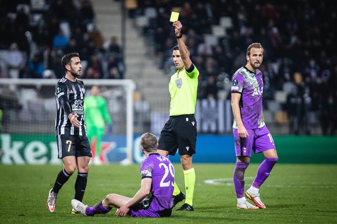 Tottenham ni našel odgovora na razpoložene Murine igralce. | Foto: Blaž Weindorfer/Sportida