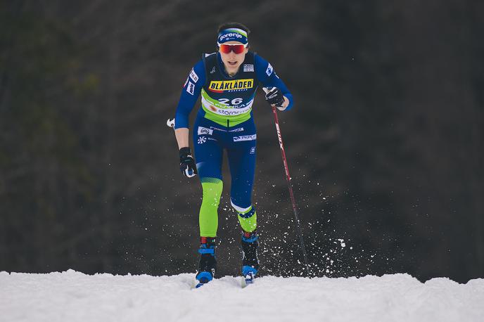 Planica 2023, 1. dan, smučarski teki, sprint klasika | Eva Urevc (desno) je  bila daleč od nastopa v polfinalu. | Foto Grega Valančič/Sportida