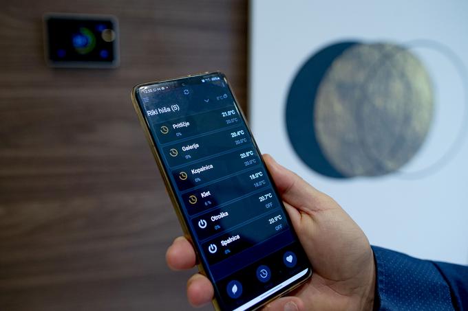 IR Sun WiFi regulator in IR SUN mobilna aplikacija - Ekosen. | Foto: Ana Kovač