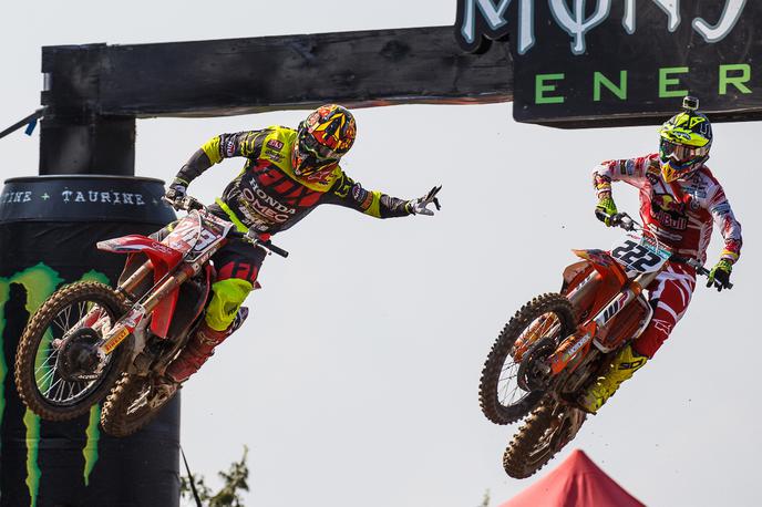 Mantova Gajser Cairoli 2016 | Tim Gajser je leta 2016 v Mantovi zmagal po izjemni borbi s Tonyjem Cairolijem. | Foto Grega Valančič/Sportida