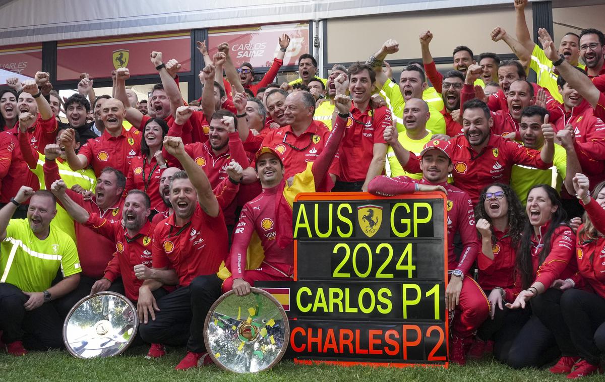 Melbourne Carlos Sainz Ferrari | Carlos Sainz in Charles Leclerc sta Ferrariju pridirkala dvojno zmago na VN Avstralije. | Foto Guliverimage