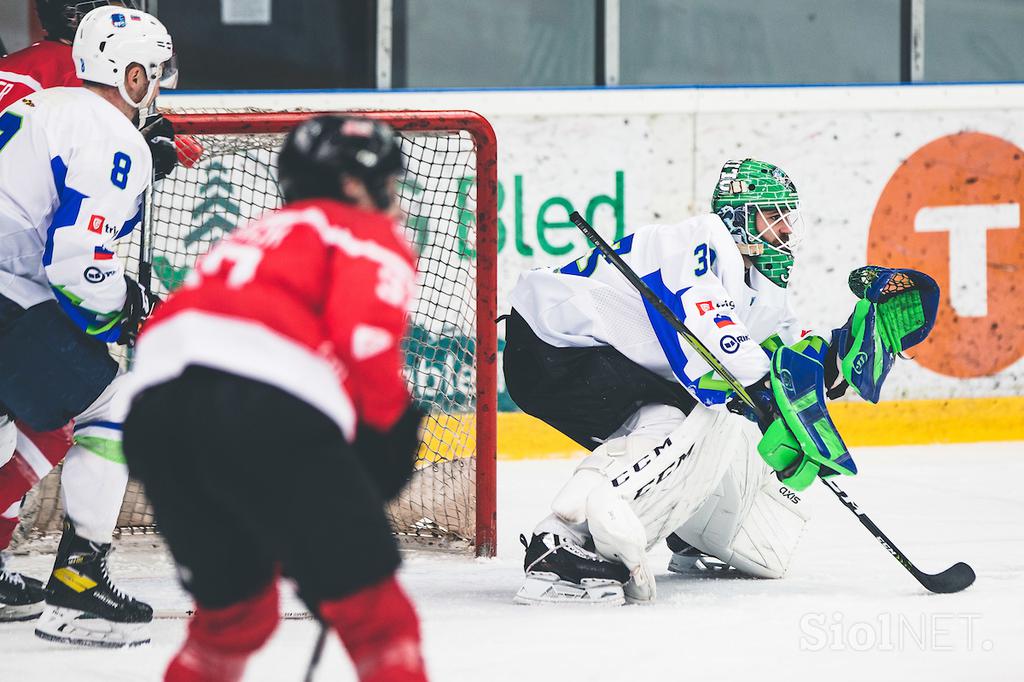 slovenska hokejska reprezentanca : Avstrija, Podmežakla