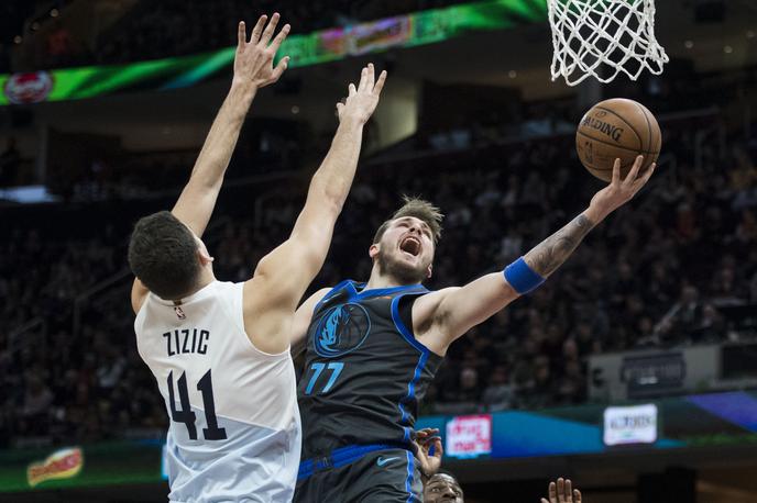 Luka Dončić | Luka Dončić je Clevelandu nasul 35 točk. | Foto Reuters