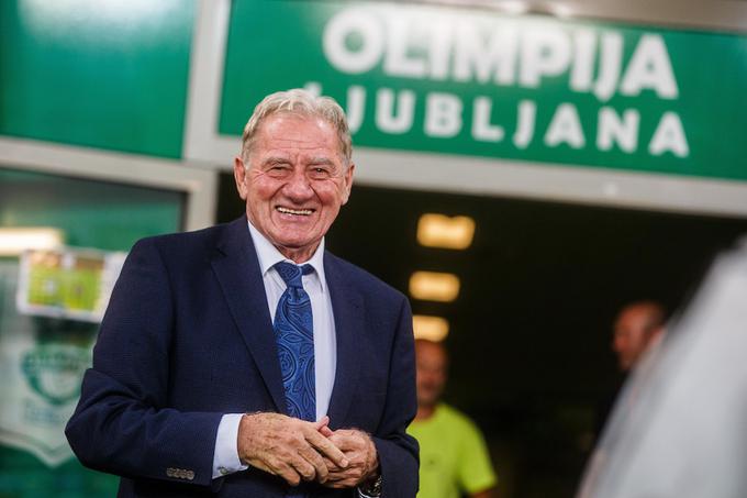 Olimpija, Maribor, Olimpija, Maribor. Tako sta si naslov slovenskega prvaka izmenjevala največja tekmeca, odkar je prišel v Ljubljano. Prepričan je, da je zdaj spet na vrsti Olimpija. | Foto: Grega Valančič/Sportida