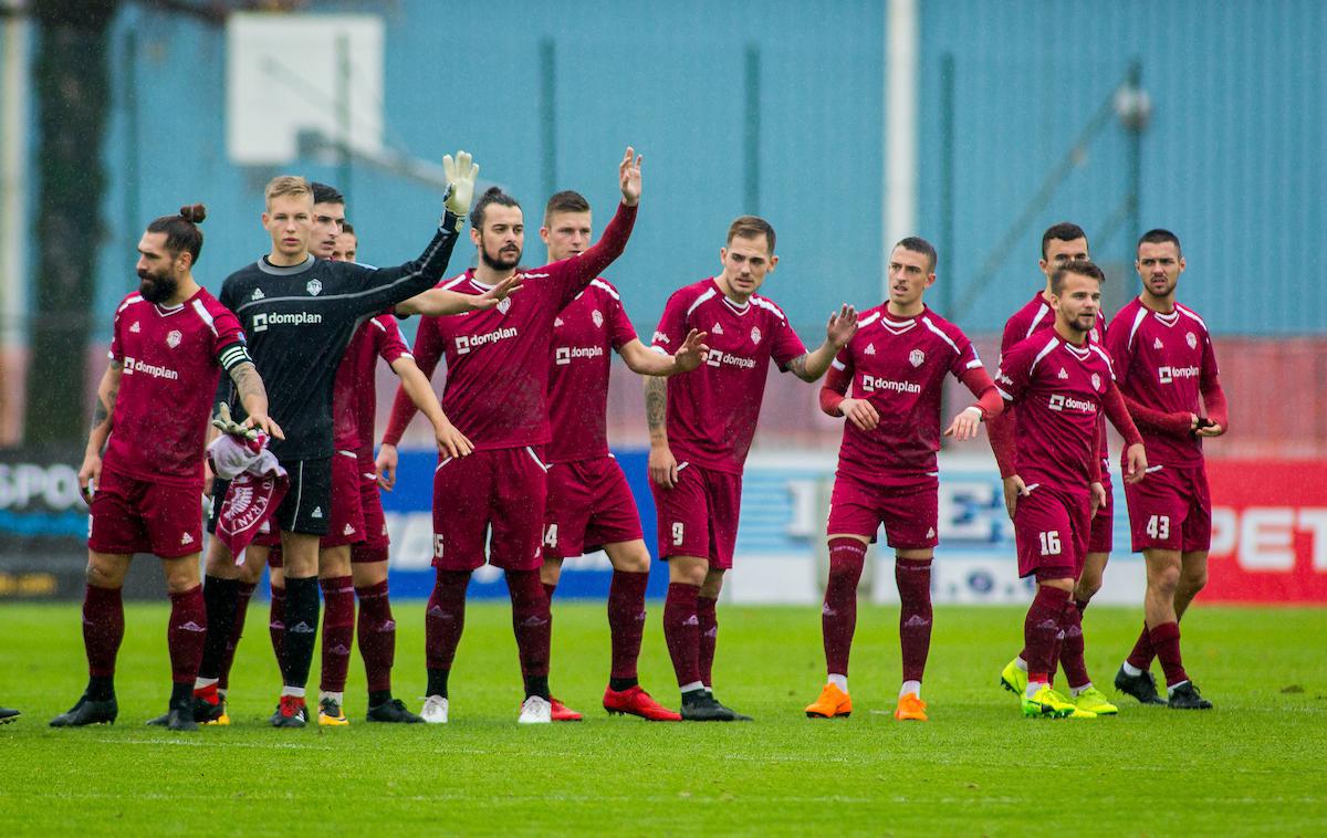 NK Triglav NK Domžale | Triglavani so jesenski del končali na predzadnjem mestu. | Foto Žiga Zupan/Sportida