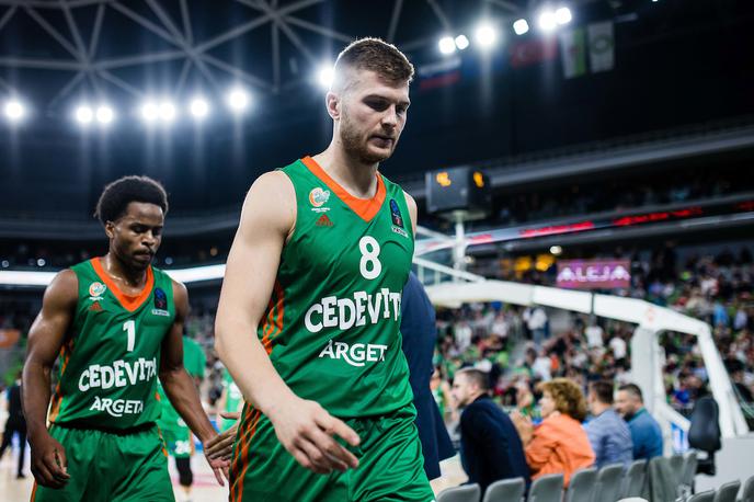 KK Cedevita Olimpija : Bursaspor Edo Murić | V tabor Cedevite Olimpije se je naselil koronavirus. | Foto Grega Valančič/Sportida