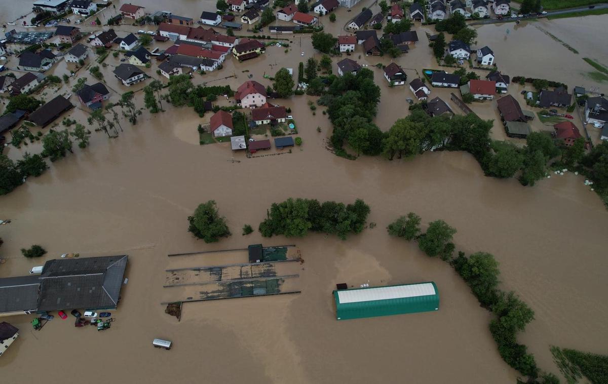 Poplave | Po prvih podatkih se nakazuje, da bi bila smrt lahko posledica poplav.  | Foto Meteoinfo / Facebook