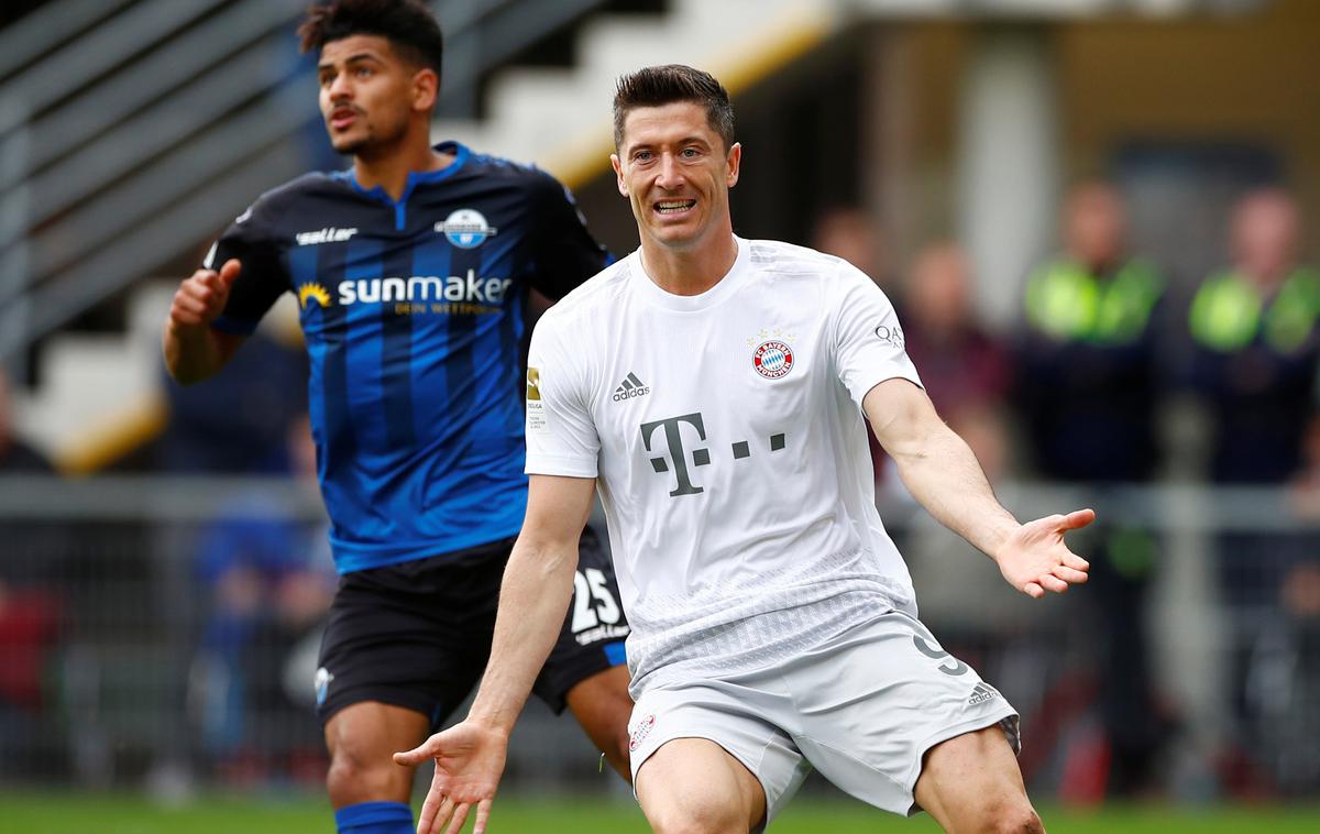 Robert Lewandowski | Robert Lewandowski trese v bundesligi mreže kot za stavo. | Foto Reuters