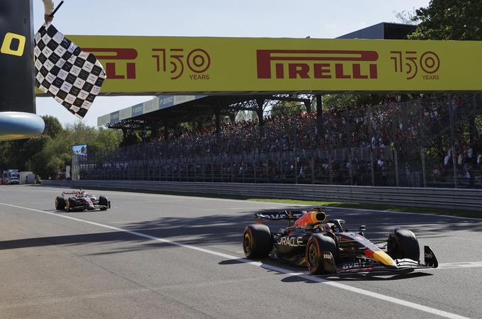 Na začetku septembra je Verstappen peto zaporedno zmago dosegel v Monzi. | Foto: Reuters