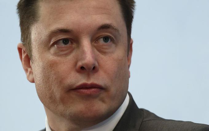 Elon Musk, vsestranski tehnološki vizionar. Če ne bi bilo Dennisa Ritchieja, svetovni splet, kot ga poznamo danes, najverjetneje ne bi obstajal. To bi pomenilo, da Musk nikoli ne bi razvil sistema za spletno plačevanje Paypal in ga za dve milijardi dolarjev prodal eBayu, posledično pa ne bi pridobil zagonskega kapitala za razvoj električnih avtomobilov Tesla in vesoljske kampanje v podjetju SpaceX.  | Foto: 