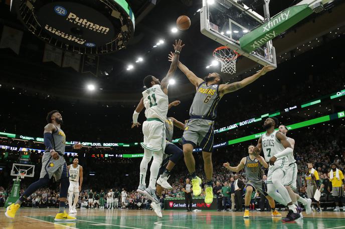 Kyrie Irving, Boston Celtics | Kyrie Irving je v zadnji sekundi zadel za uspeh Bostona. | Foto Reuters